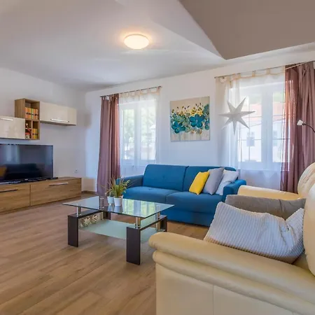 Apartament Dijana